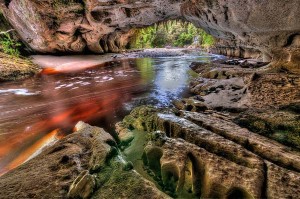 perierga.gr - Moria Arch: Η "καμάρα των ξωτικών"!